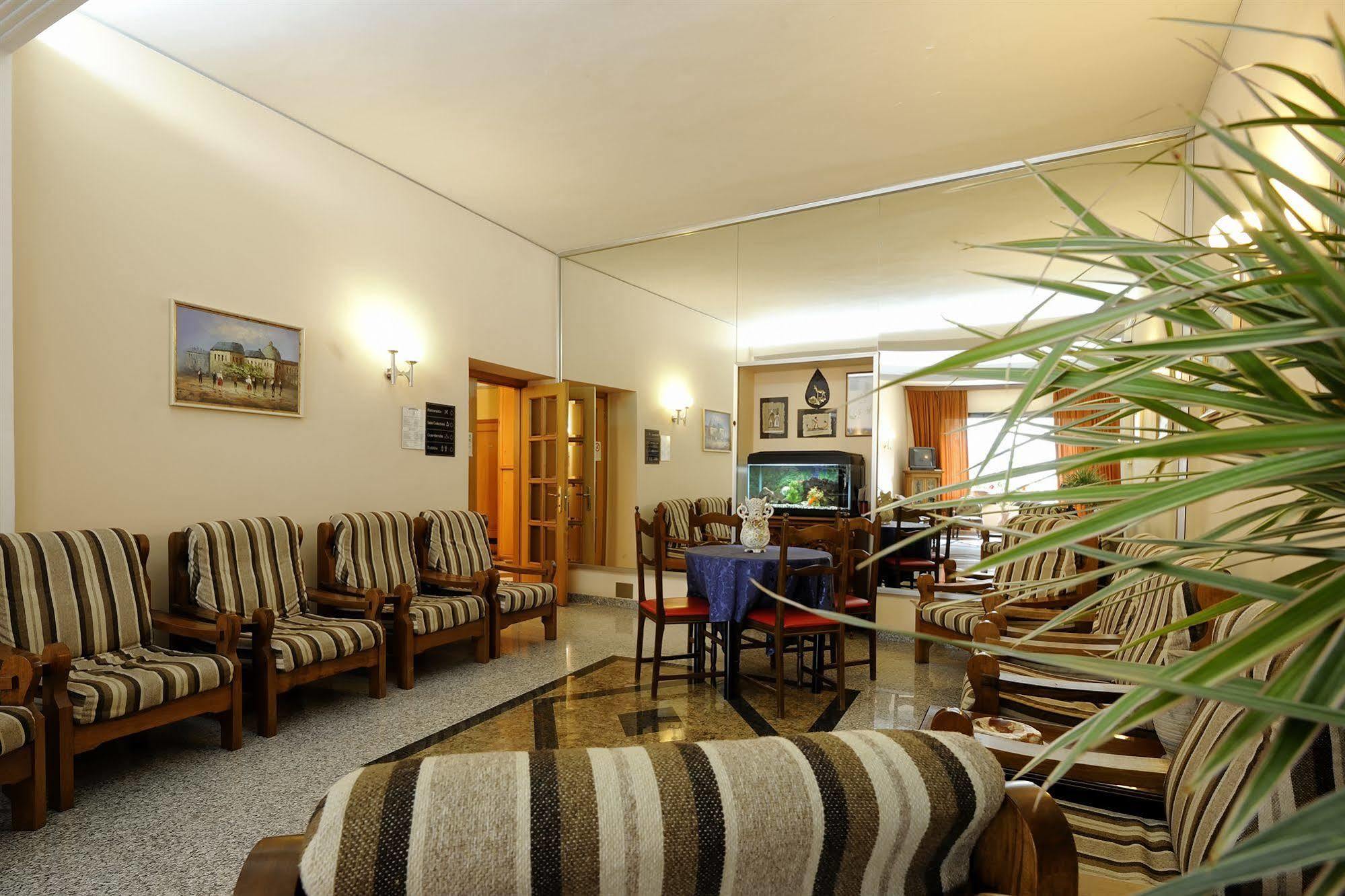 Hotel Bertusi Porretta Terme Exterior photo