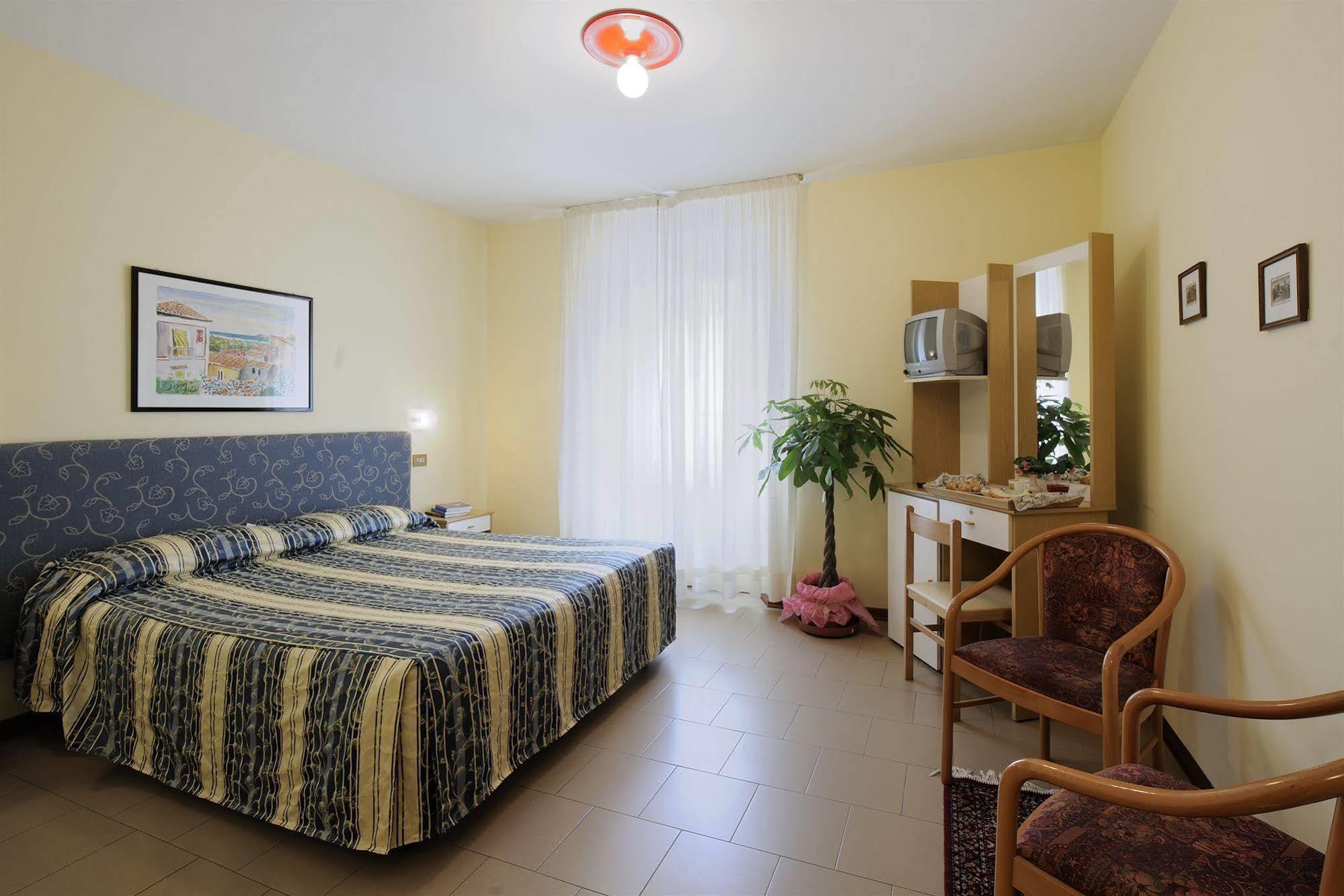 Hotel Bertusi Porretta Terme Exterior photo